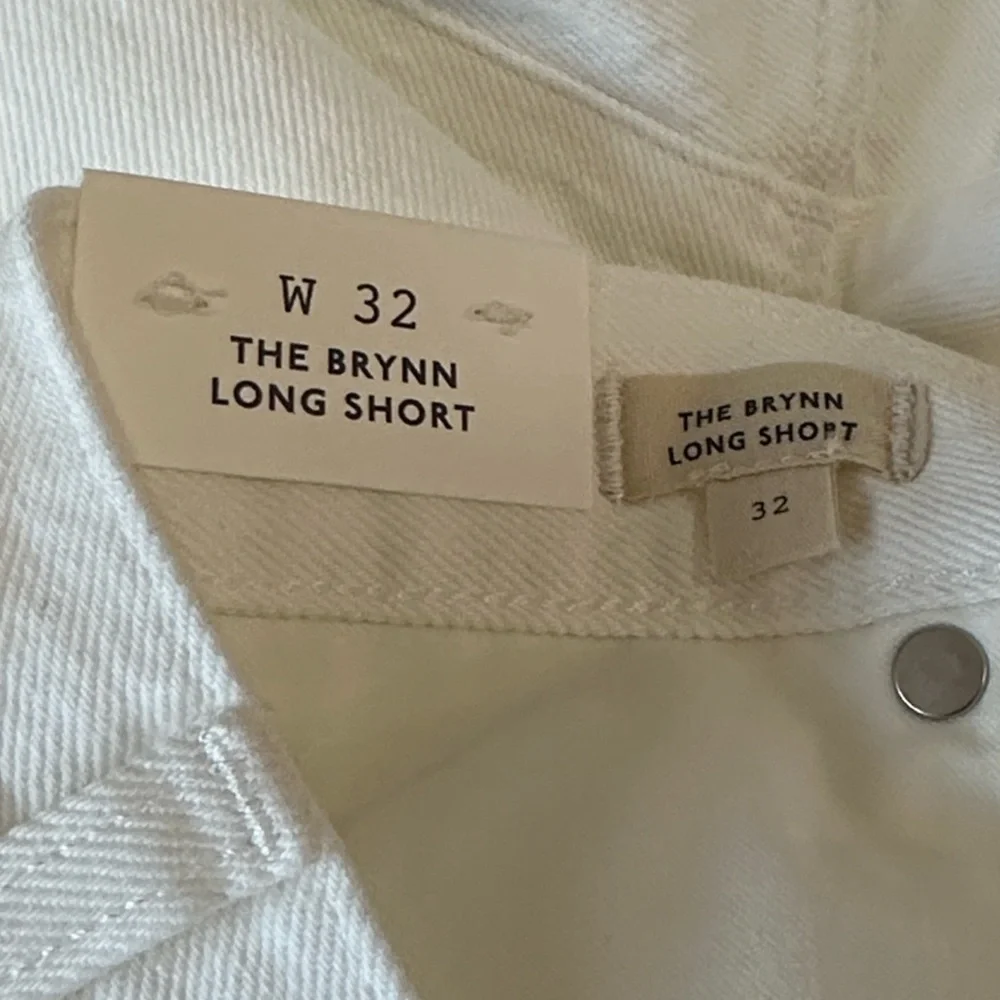 NEW MADEWELL The Brynn Long Short in White Rigid Denim Raw Hem Low Slung Size 32
